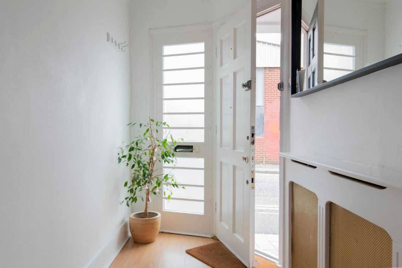 Apartament Fantastic 3 Bed Brighton House- Sleeps 6- Superfast Wifi And Garage Zewnętrze zdjęcie