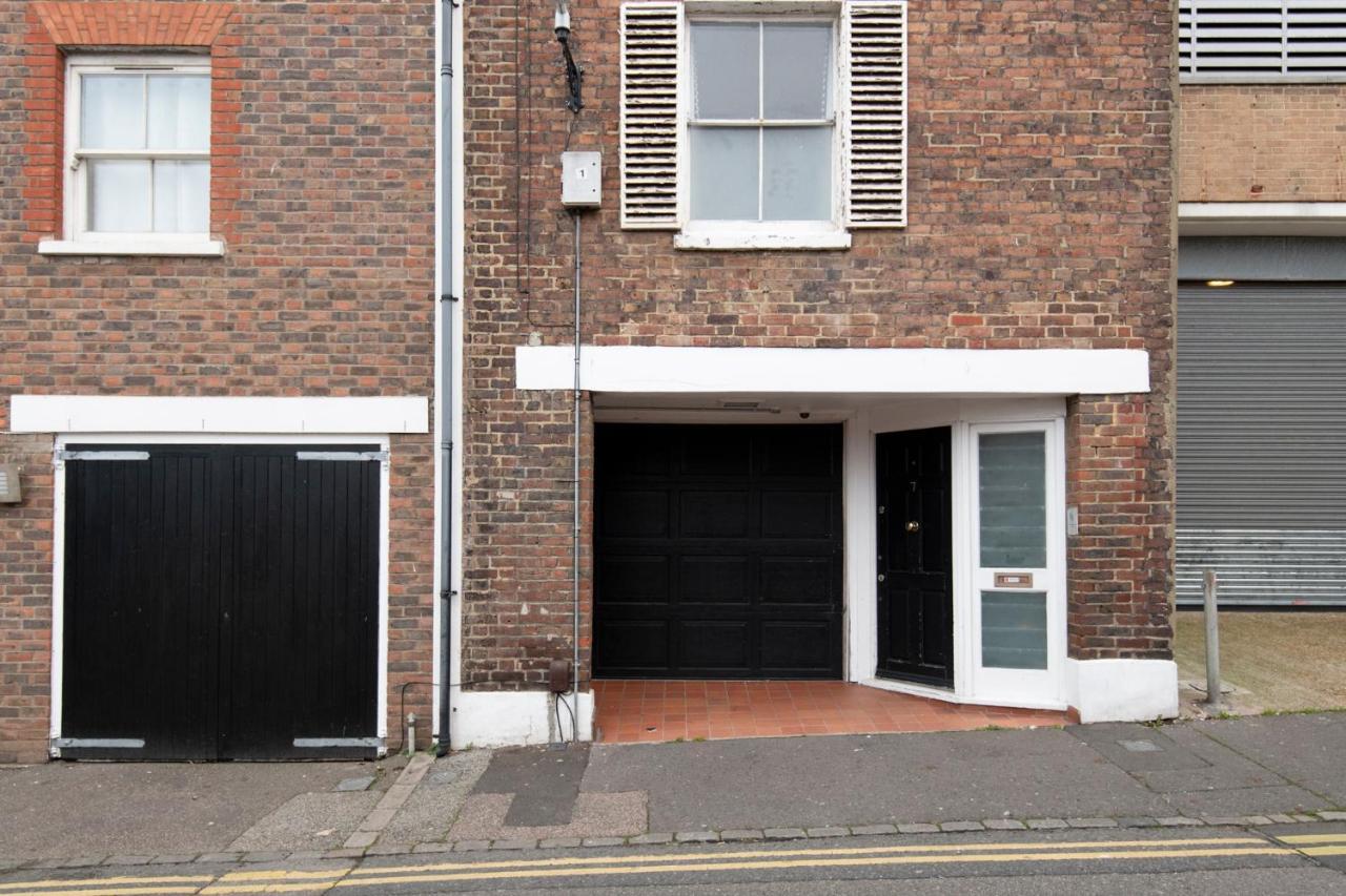 Apartament Fantastic 3 Bed Brighton House- Sleeps 6- Superfast Wifi And Garage Zewnętrze zdjęcie
